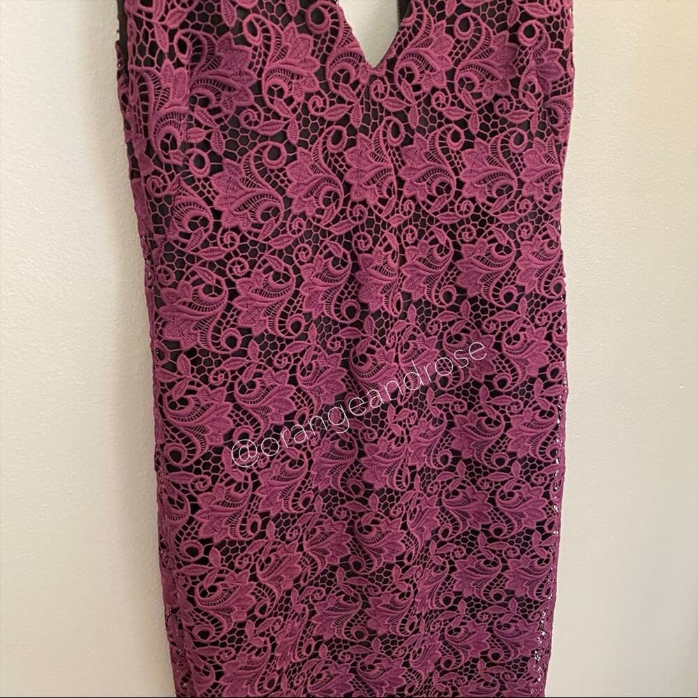 Alice + Olivia Purple Black Lace Floral Intricate V Neck MIDI Gown Dress Event 6 - Picture 4 of 16